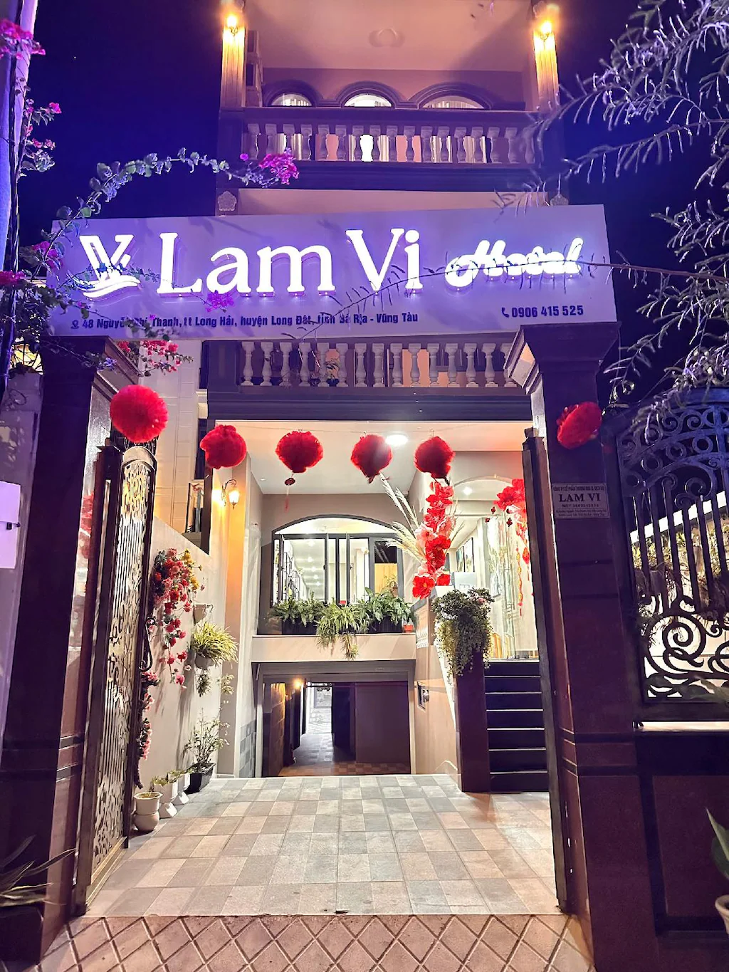 Lam Vi Hotel