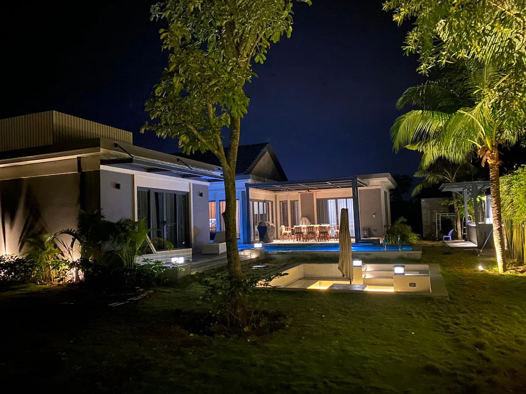 VILLA COASTAR RESORT HỒ TRÀM